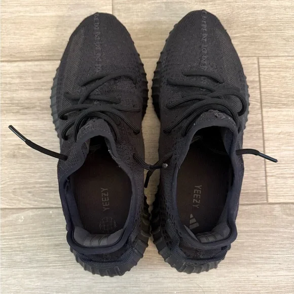 2022 Men's ADIDAS Yeezy Boost 350 V2 Onyx HQ4540 Grey Onyx Size 12 Used